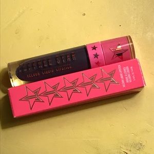 Jeffree Star lipstick in shade Abused